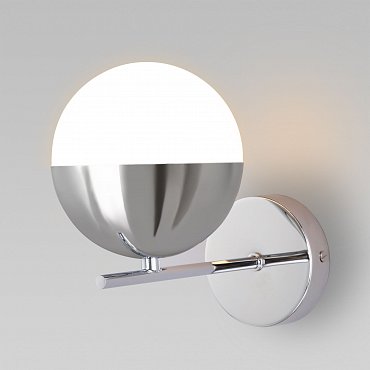 Настенный светильник со стеклянным плафоном Eurosvet Nuvola a060831 70129/1 хром фото